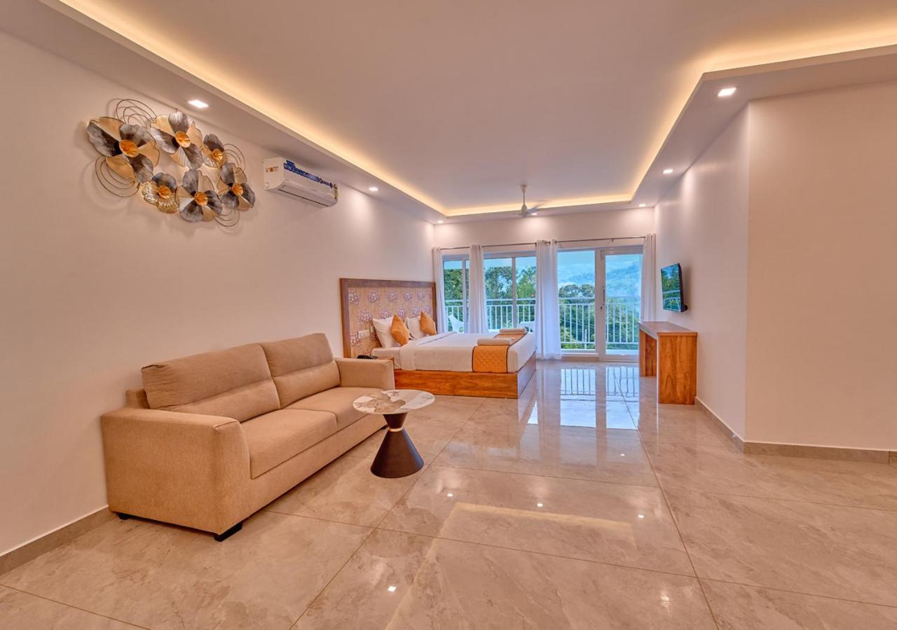 Ice Mist Pool Resort Munnar By Voye Homes Eksteriør bilde