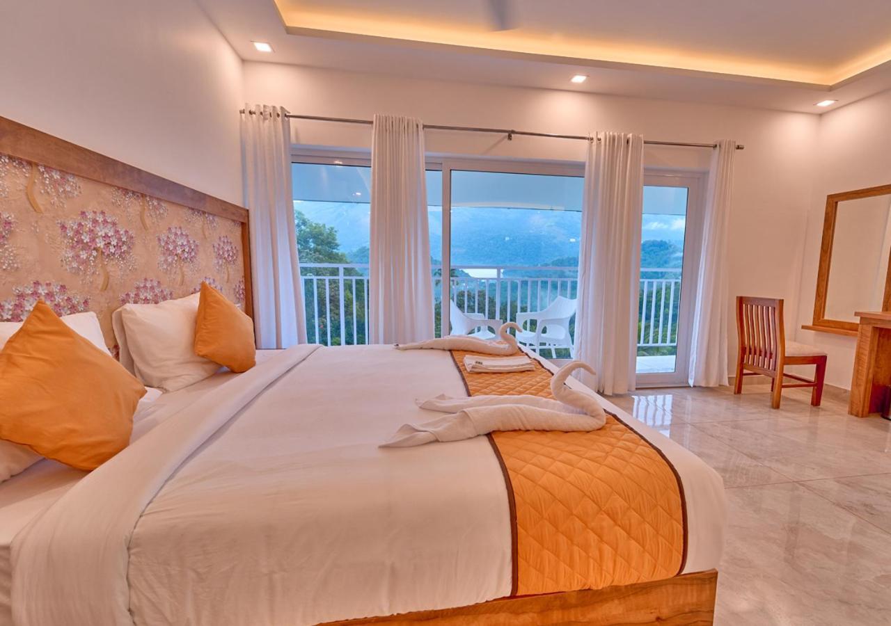 Ice Mist Pool Resort Munnar By Voye Homes Eksteriør bilde