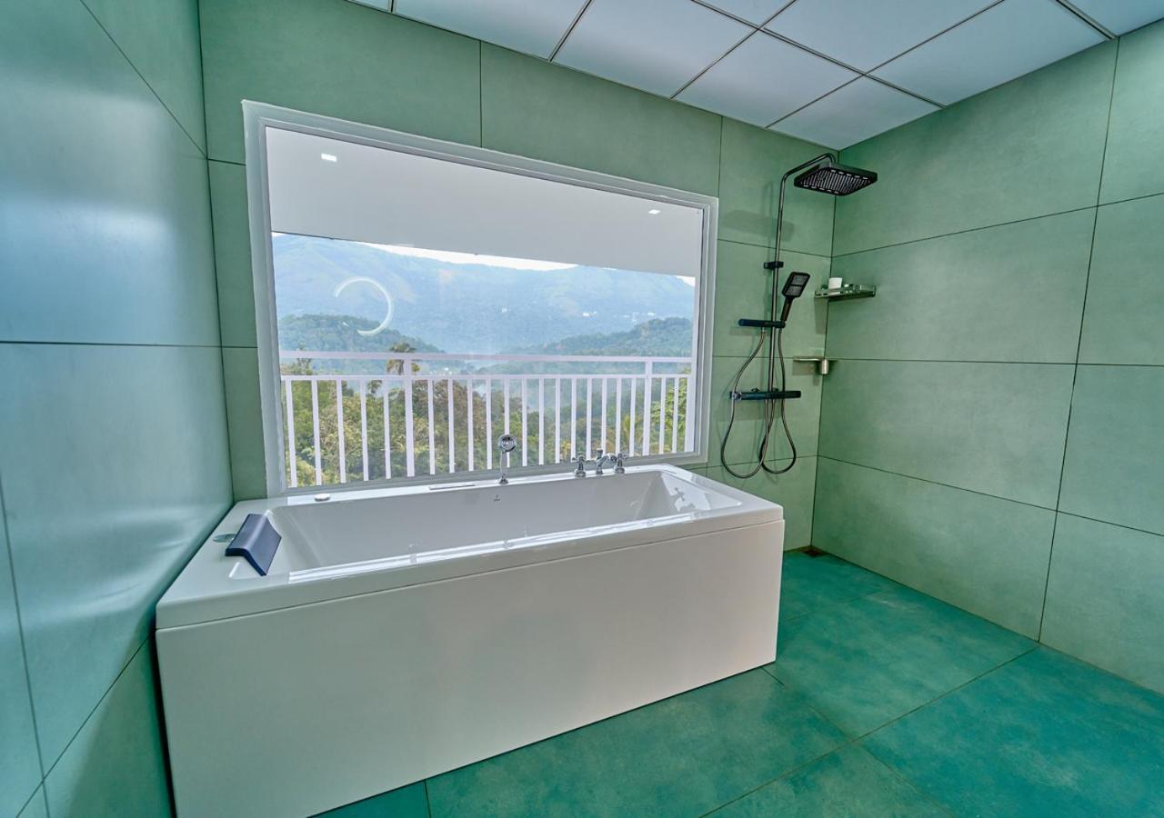 Ice Mist Pool Resort Munnar By Voye Homes Eksteriør bilde