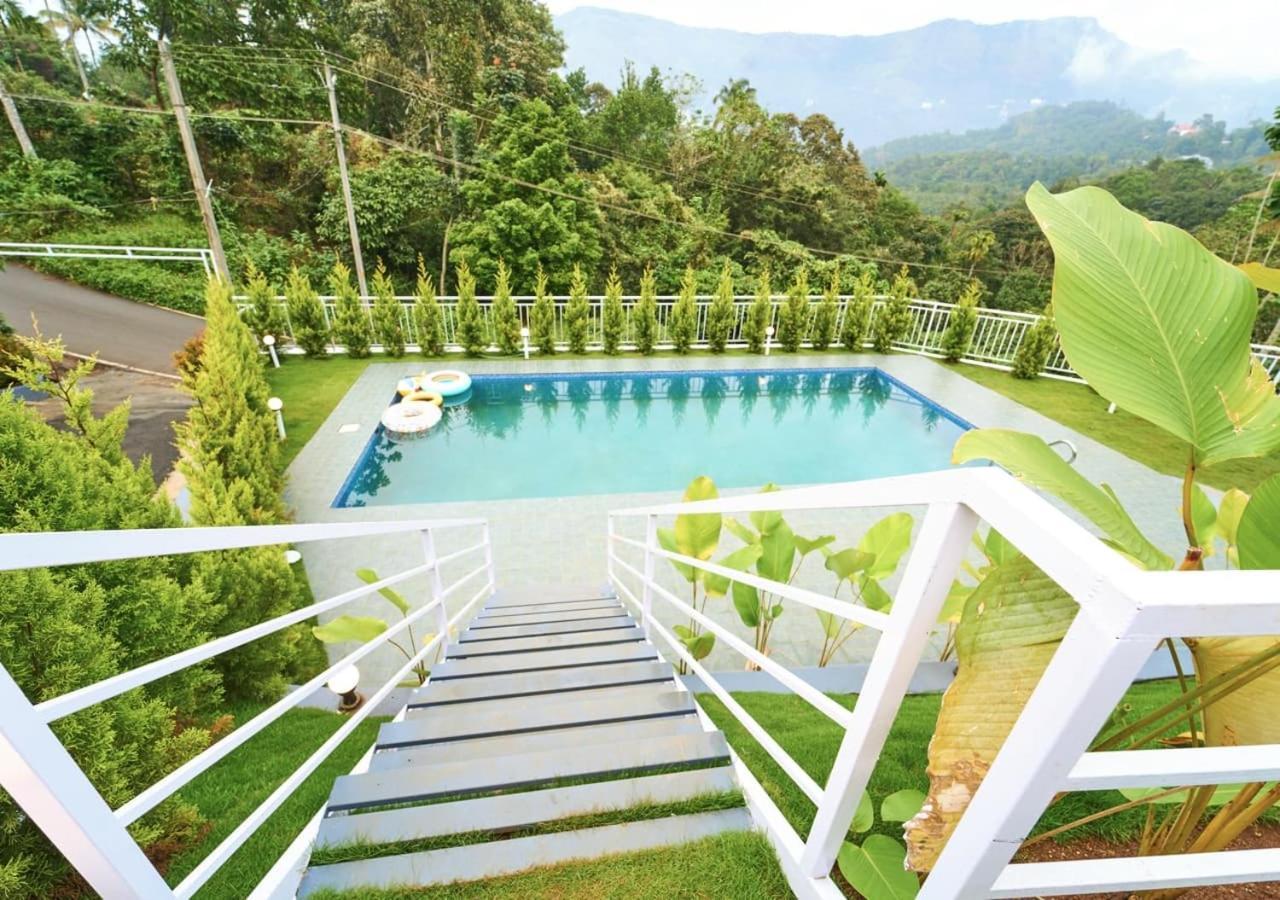 Ice Mist Pool Resort Munnar By Voye Homes Eksteriør bilde